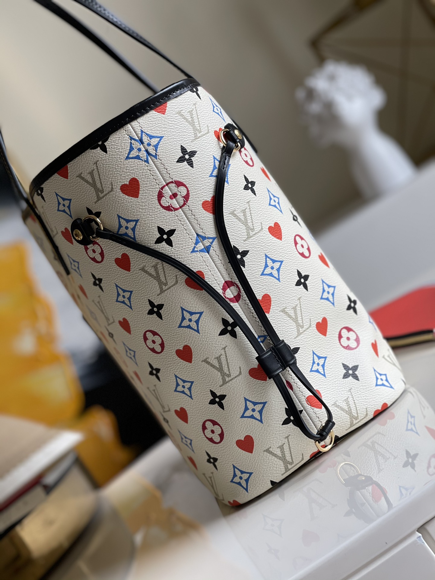 L0vis Vvtt0n Neverfull MM Game On Monogram