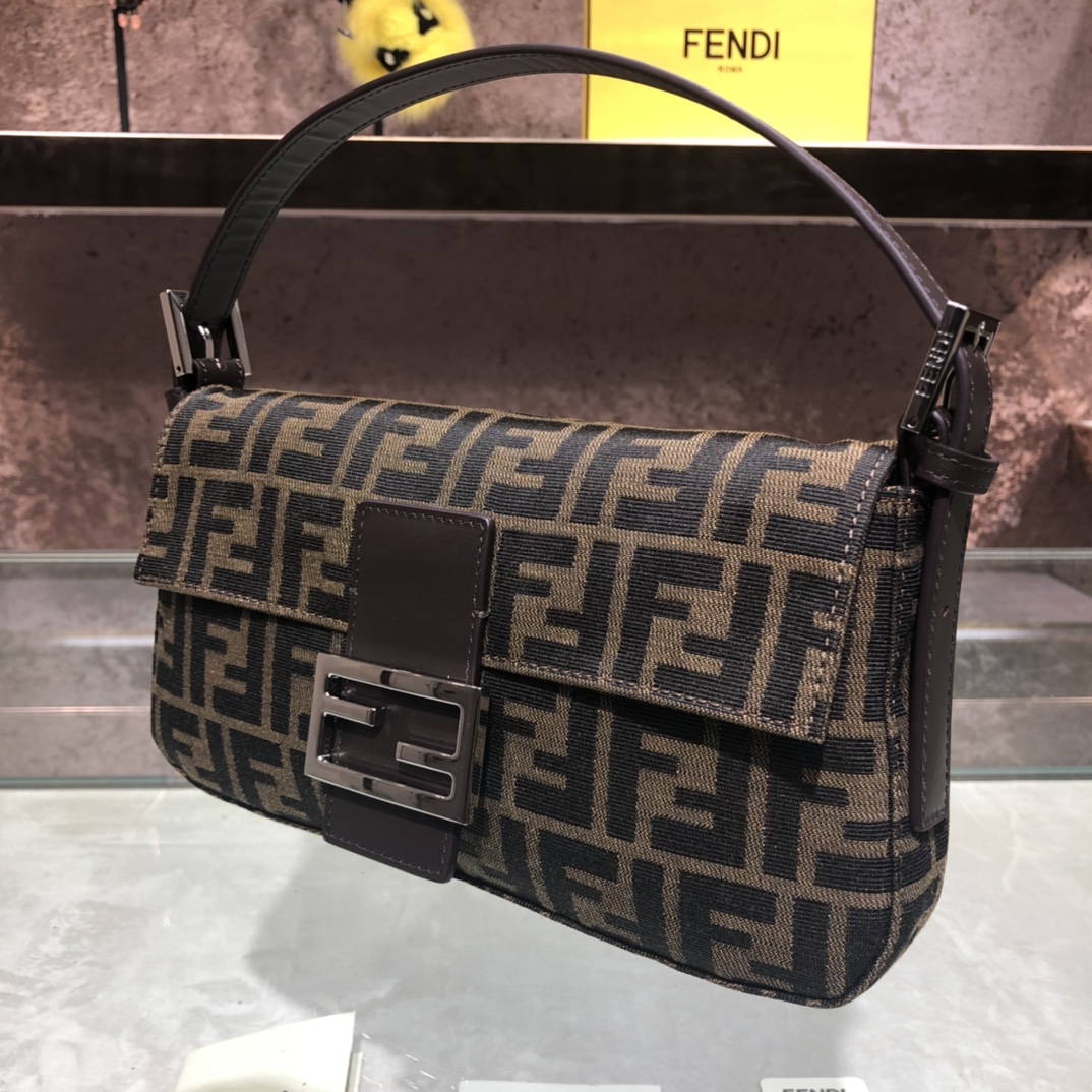 F**di Vintage Bag sliver hardware