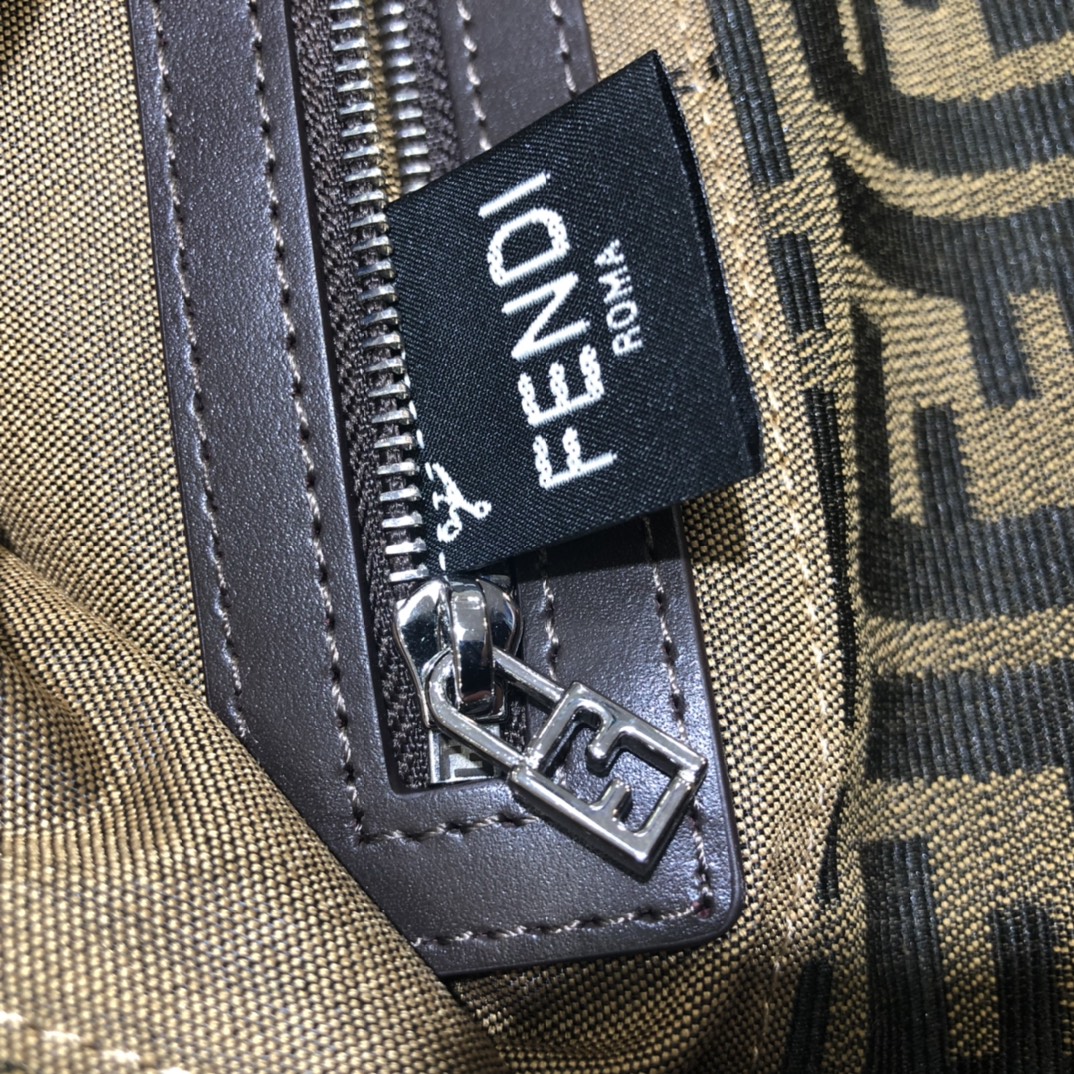 F**di Vintage Bag sliver hardware