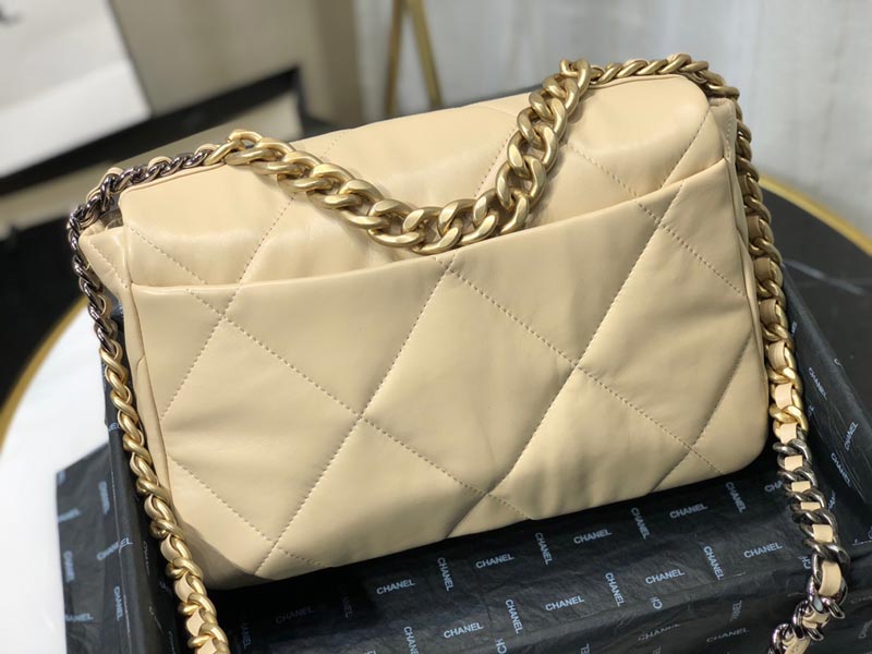Ch**el 19 FLAP BAG 30cm