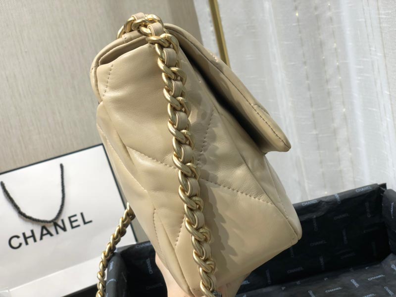 Ch**el 19 FLAP BAG 30cm