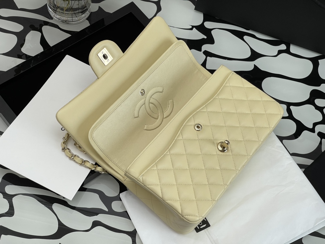 Ch**el Flap Bag 25cm 001