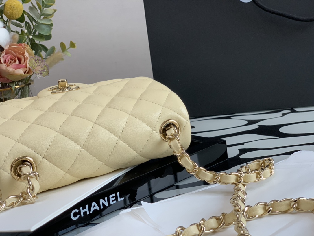 Ch**el Flap Bag 17cm 001