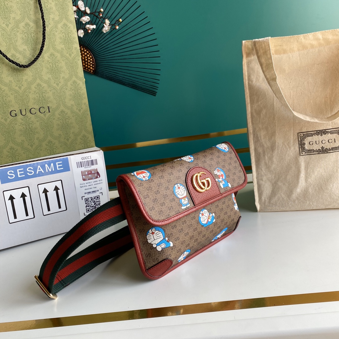 Gvc*1 647817 crossbody bag
