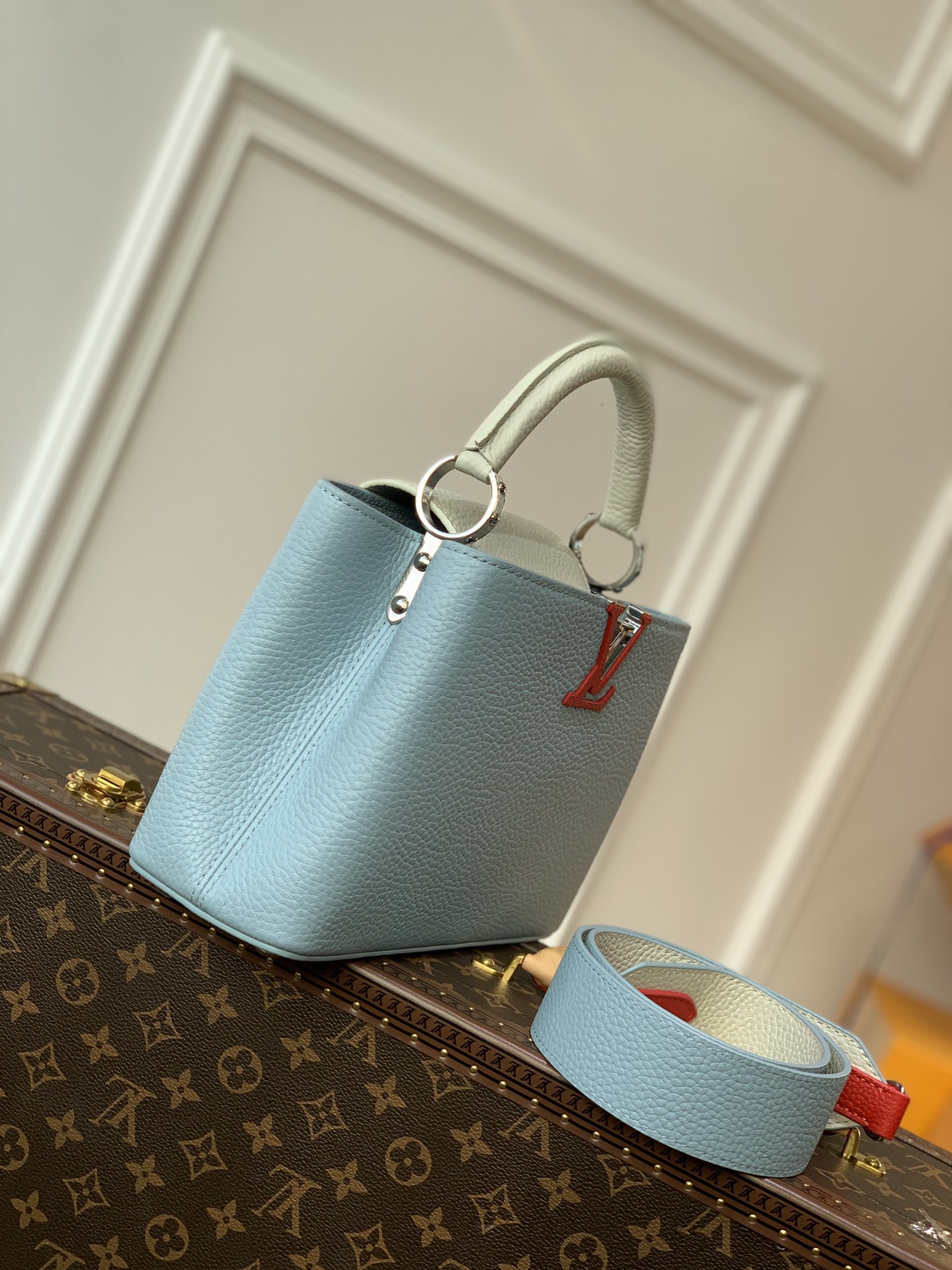 L0vis Vvtt0n Capucines BB Bag 27CM 001