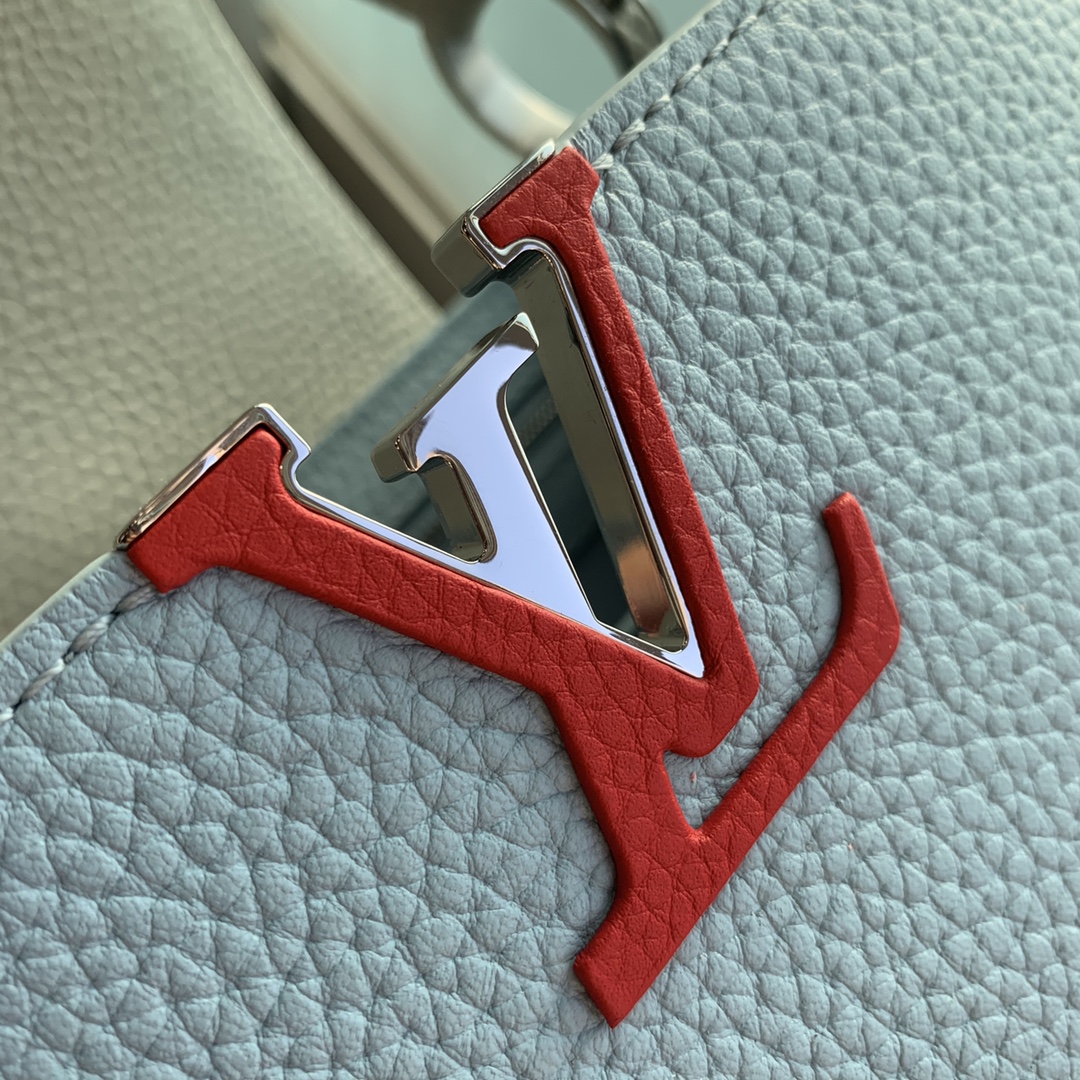 L0vis Vvtt0n Mini Capucines bag 21cm 001