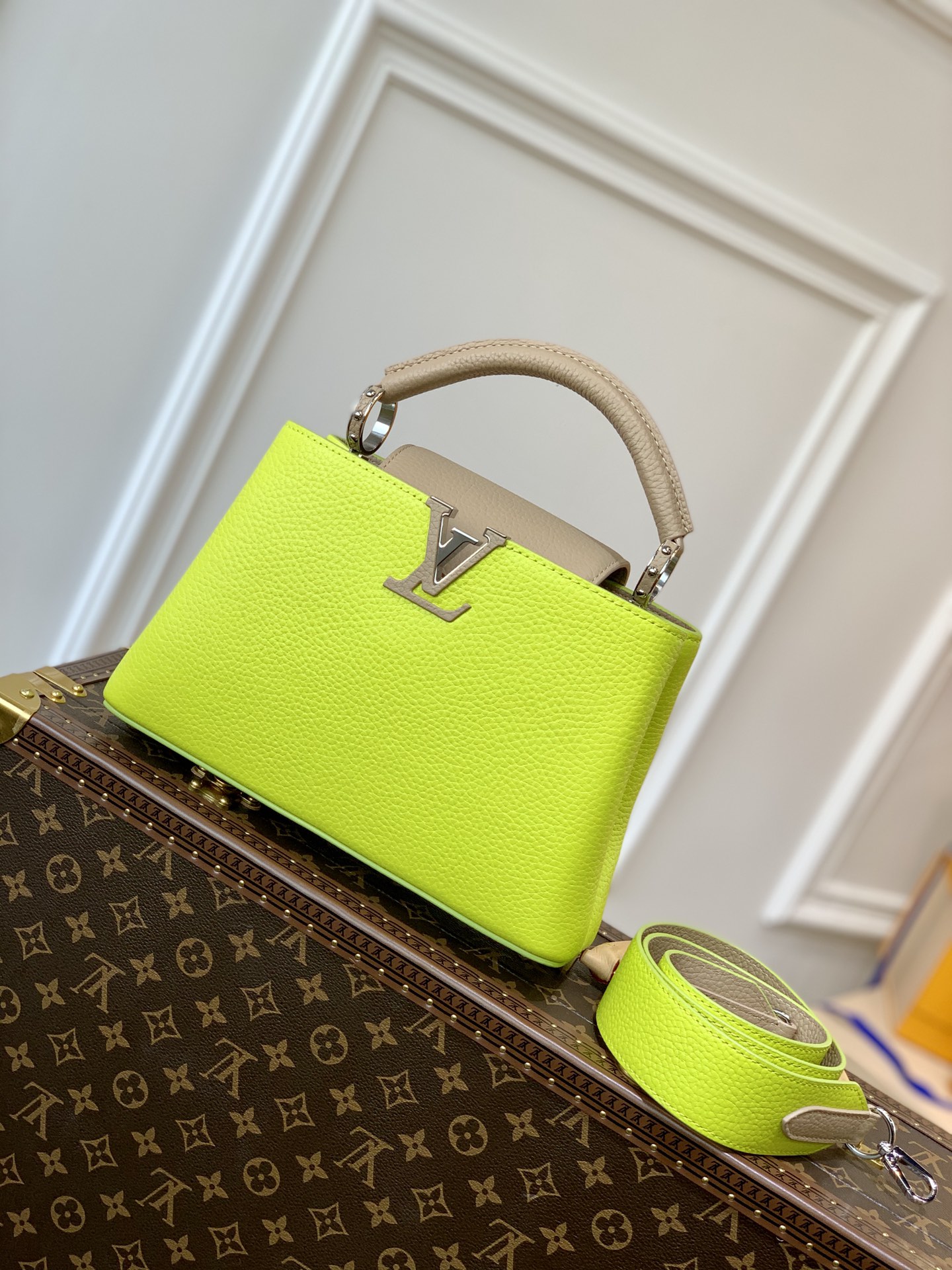L0vis Vvtt0n Capucines BB Bag 27CM 002