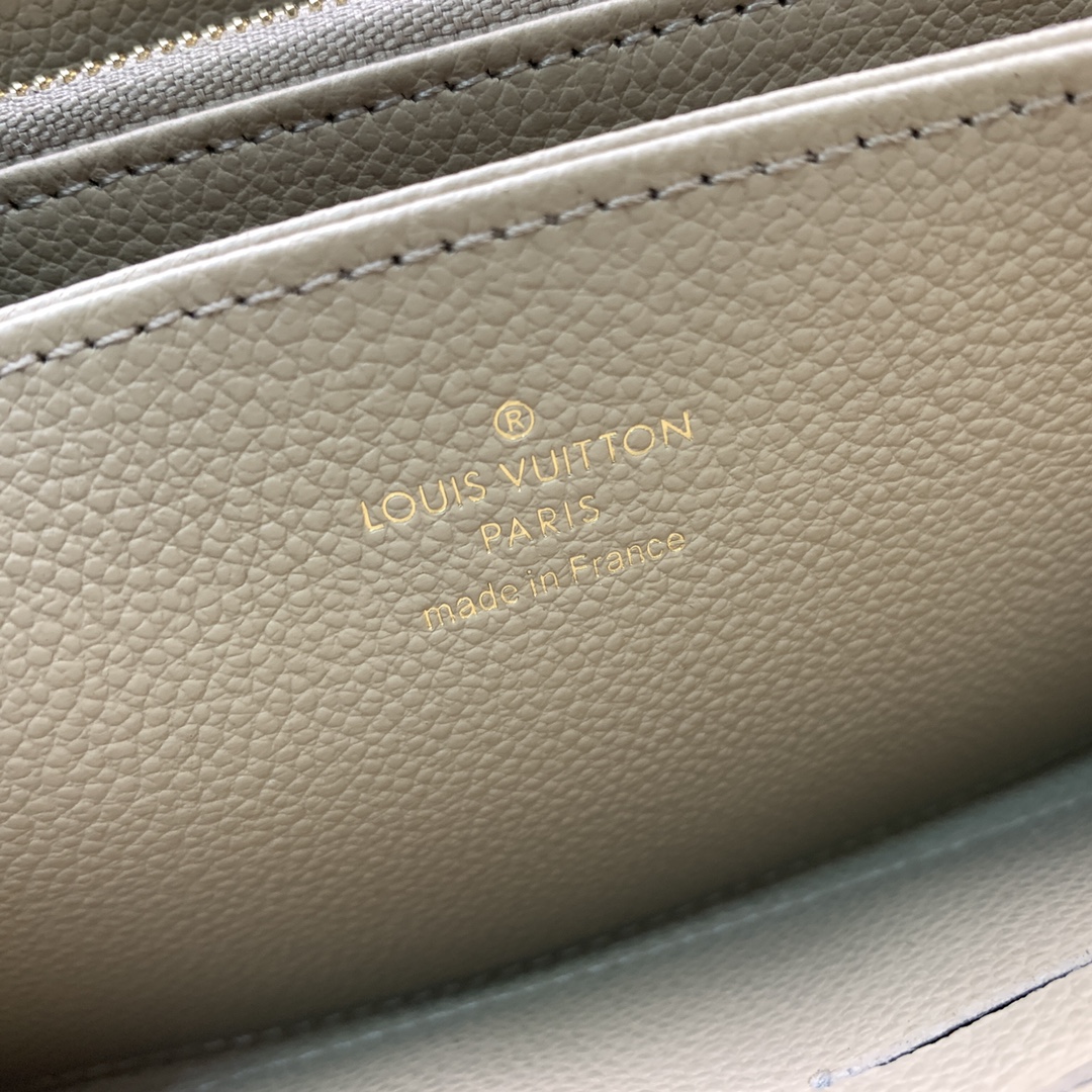 L0vis Vvtt0n wallet M69794