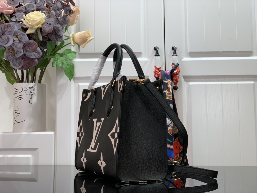Bagsaaa L0vis Vvtt0n M45659 OnTheGo PM Tote Bag Black - 25 x 19 x 11.5 cm