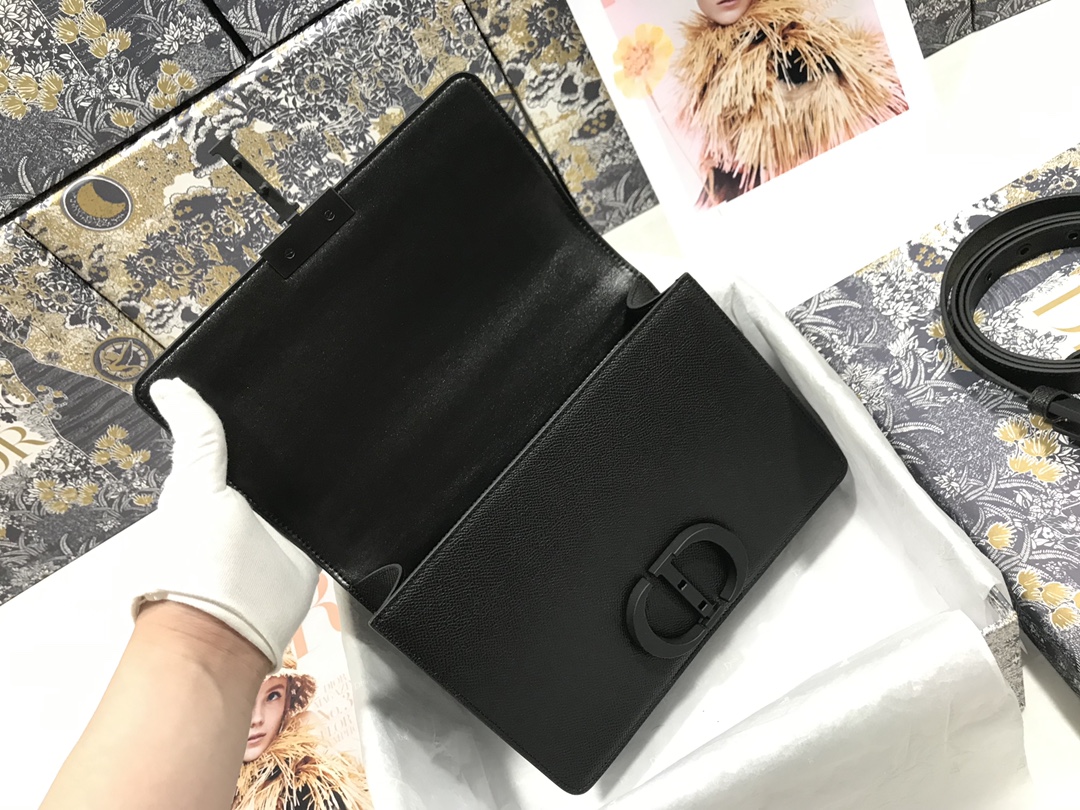 D10r Montaigne 30 bag 24cm