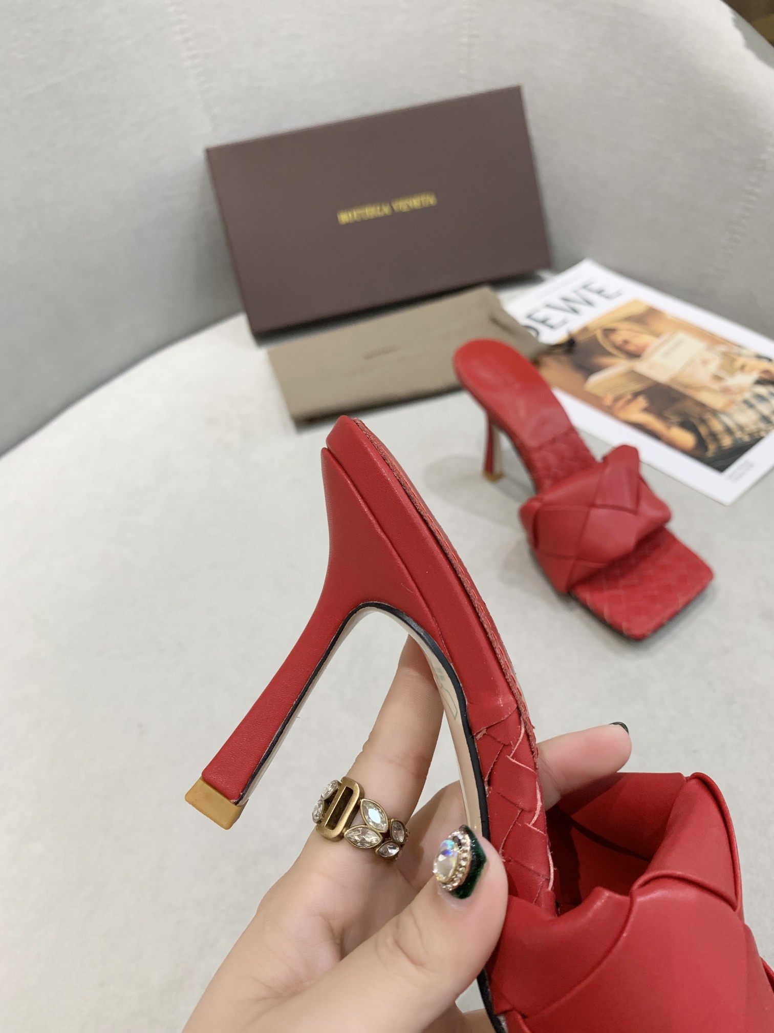 B0tt*ga Ven*ta Sandals 006