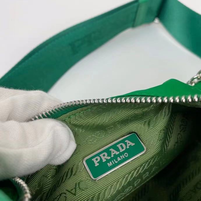 Pra*a Nylon Hobo Bag 22cm green