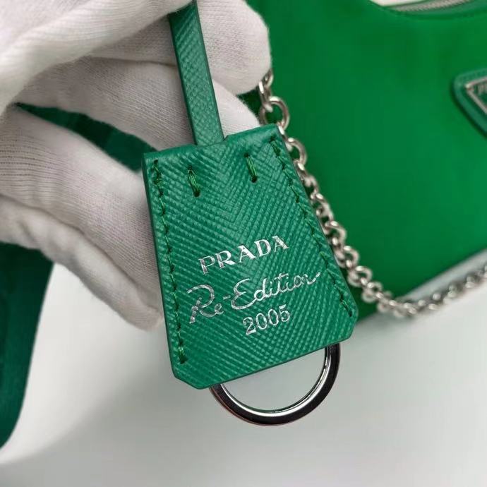 Pra*a Nylon Hobo Bag 22cm green