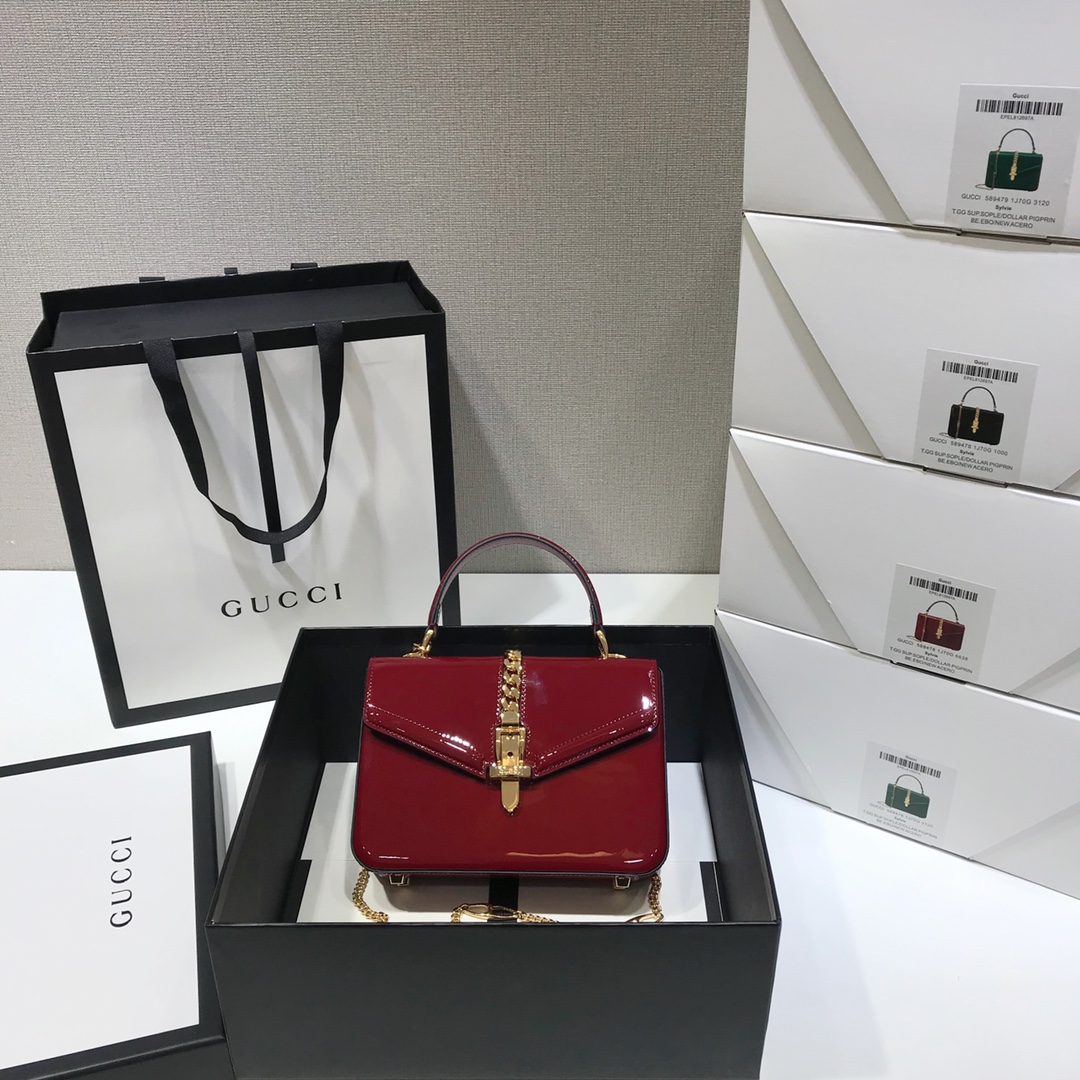 Gvc*1 Sylvie 1969 Black Patent Leather Top Handle Bag Red