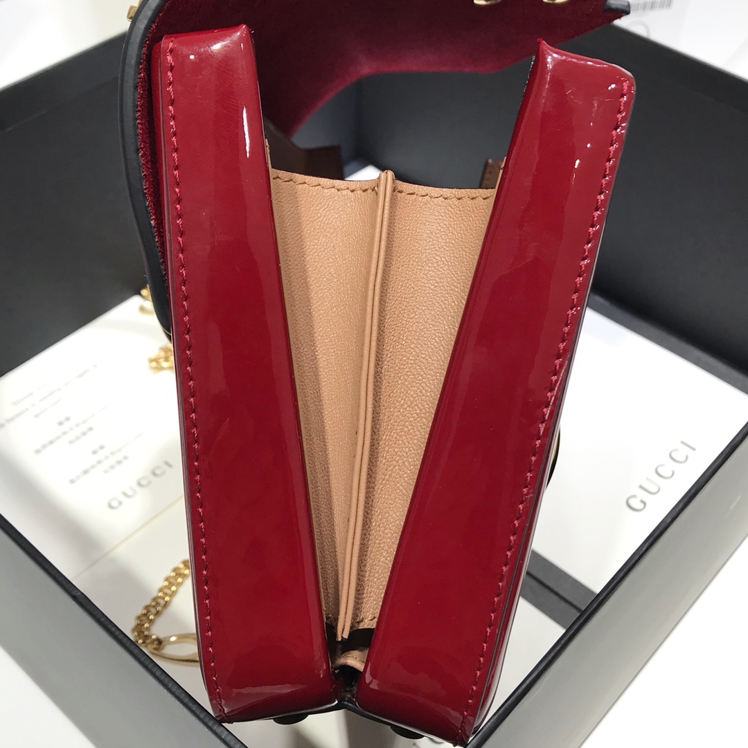Gvc*1 Sylvie 1969 Black Patent Leather Top Handle Bag Red