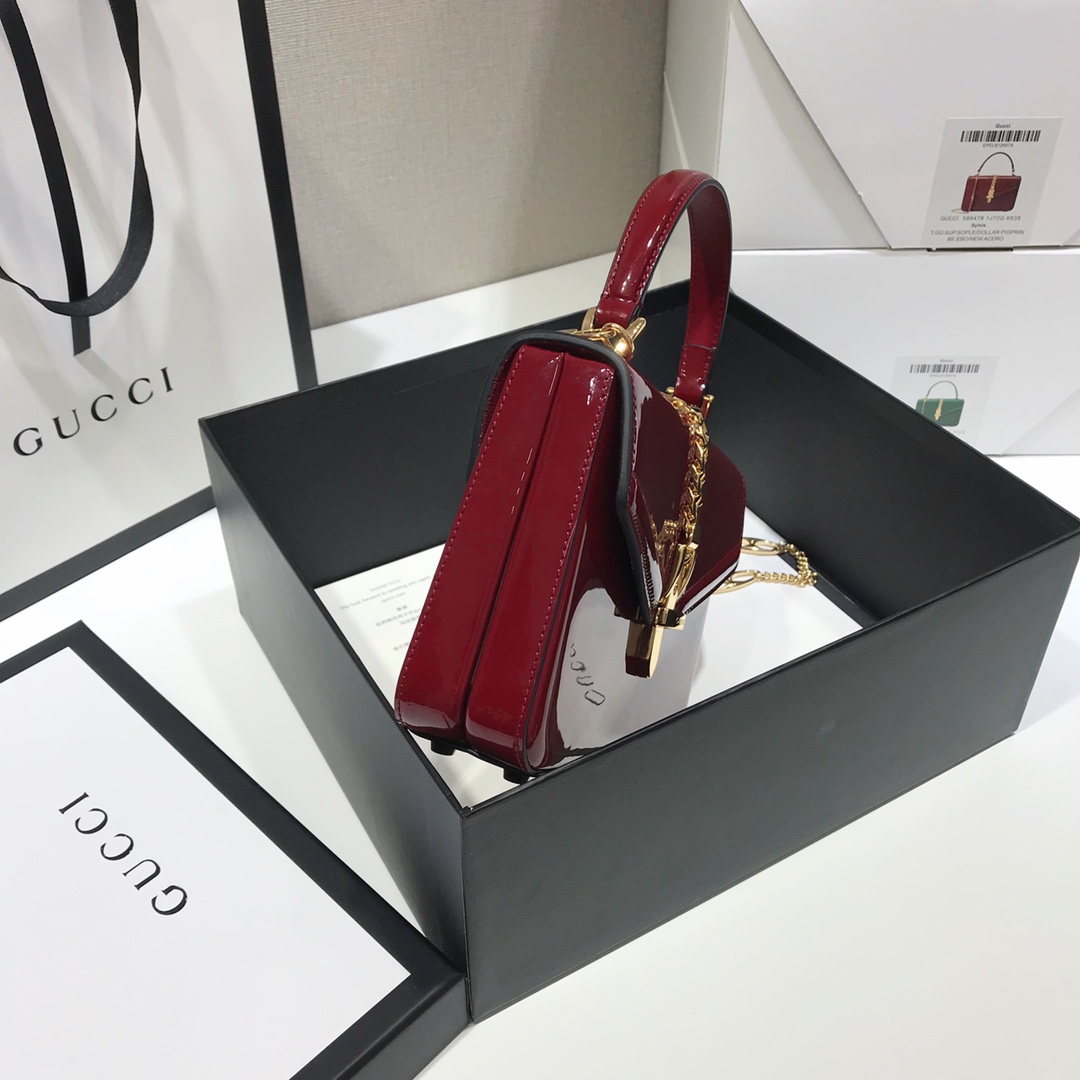 Gvc*1 Sylvie 1969 Black Patent Leather Top Handle Bag Red