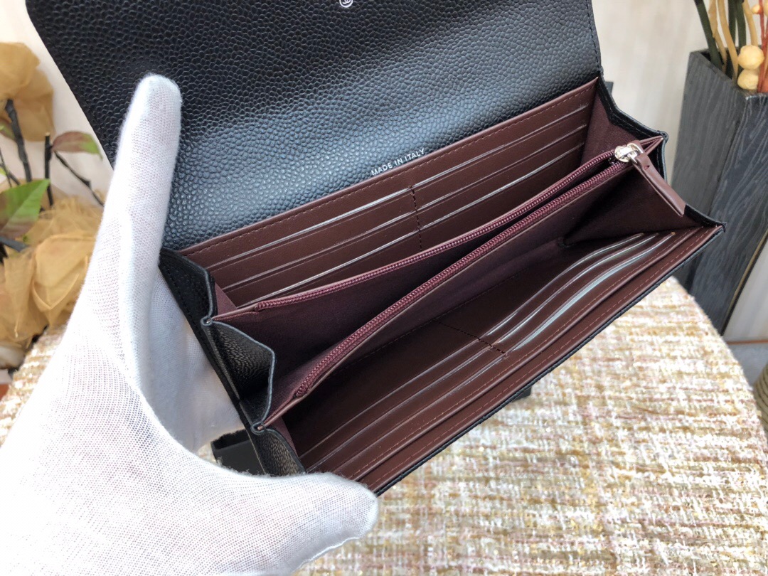 Ch**el Classic Flap wallet
