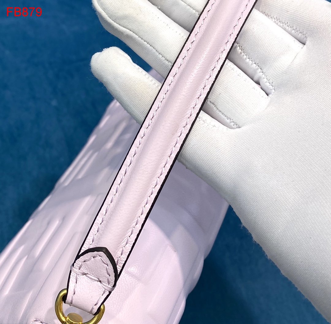 F**di baguette bag 19cm