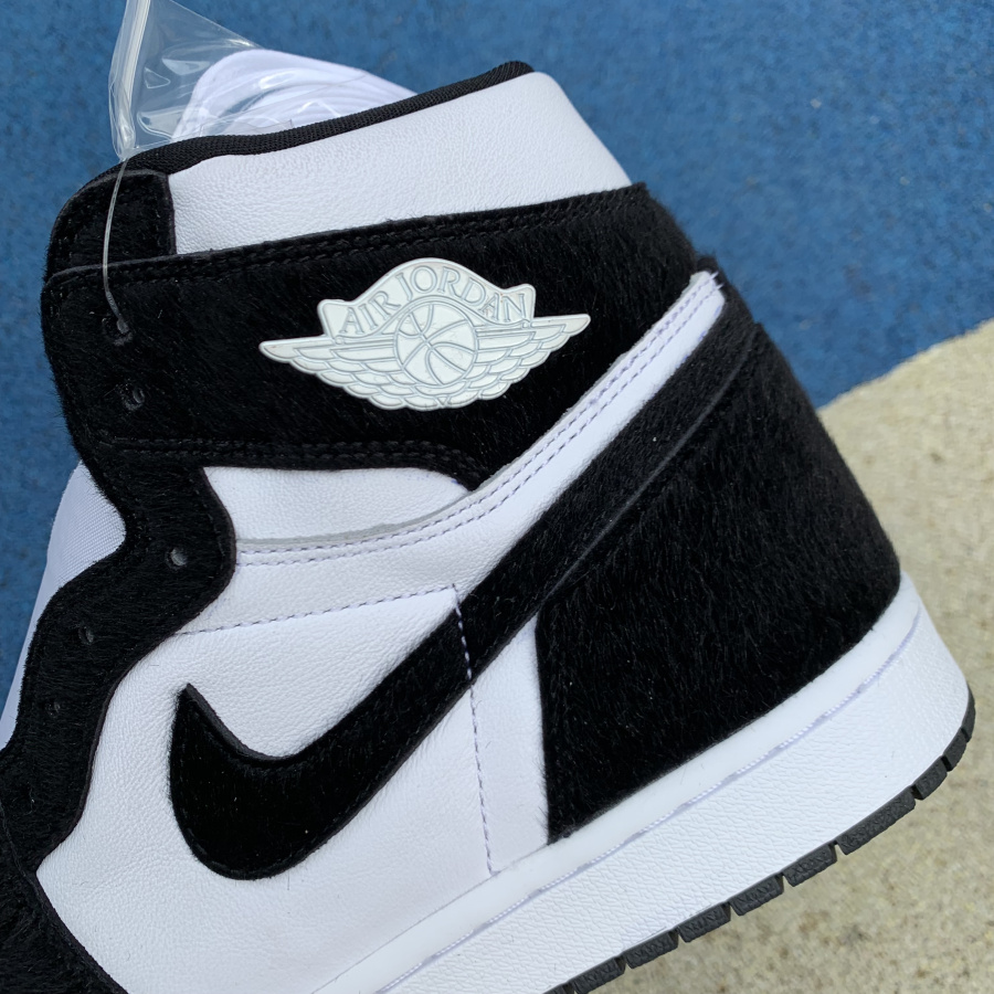 Air Jordan 1 Retro High OG Panda