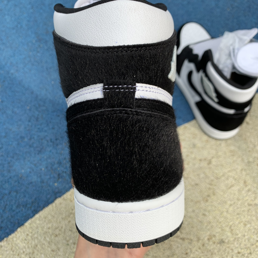 Air Jordan 1 Retro High OG Panda