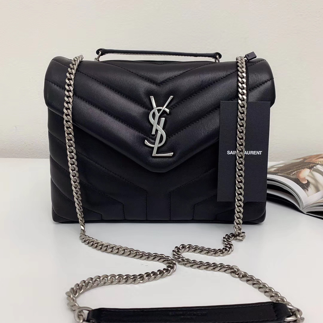 Y51 Loulou bag 25cm 002