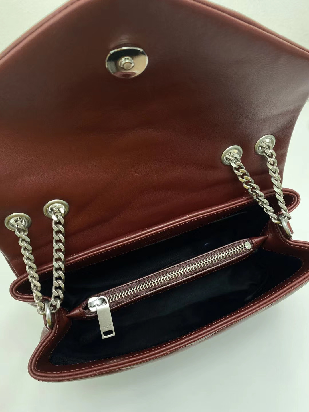 Y51 Loulou bag 25cm 003