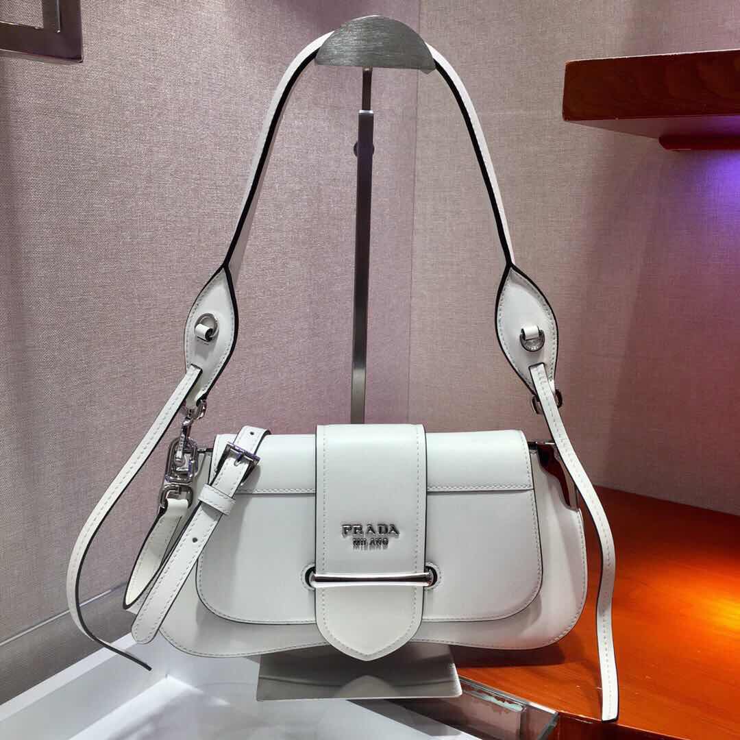 Pra*a handbag