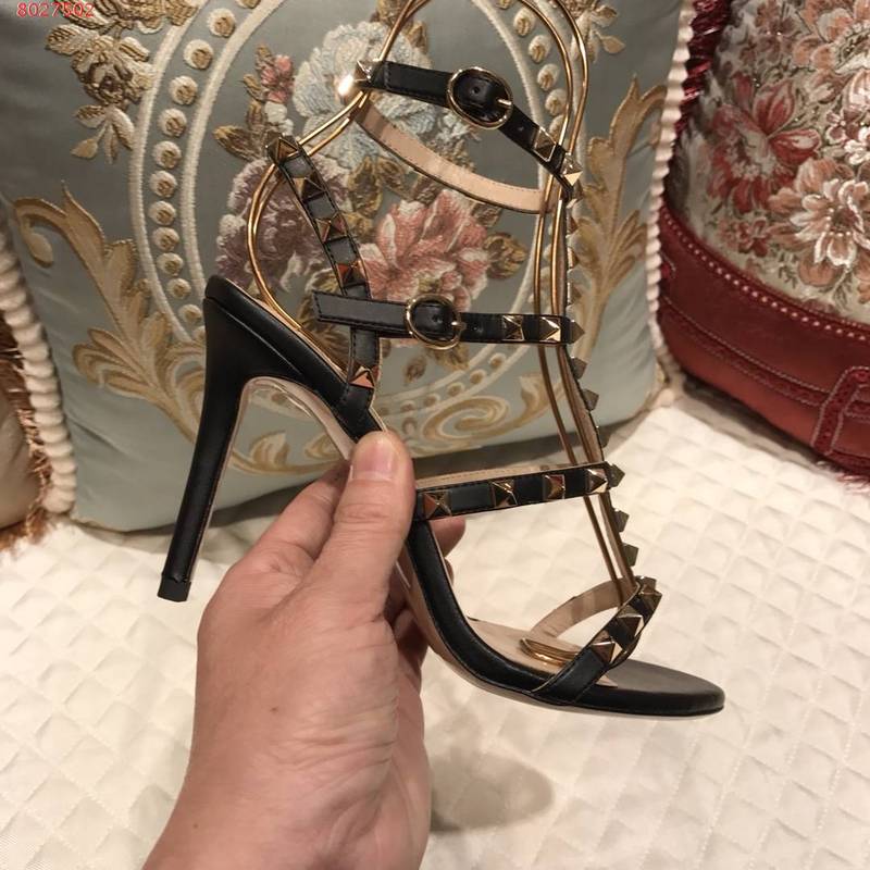 Va1e*ntin0 High Heel 10cm