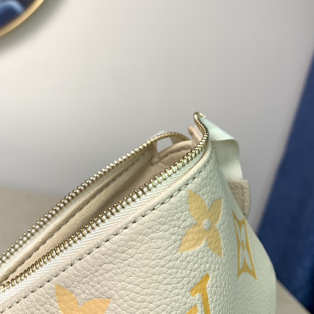 L0vis Vvtt0n Mini Pochette Accessoires 01