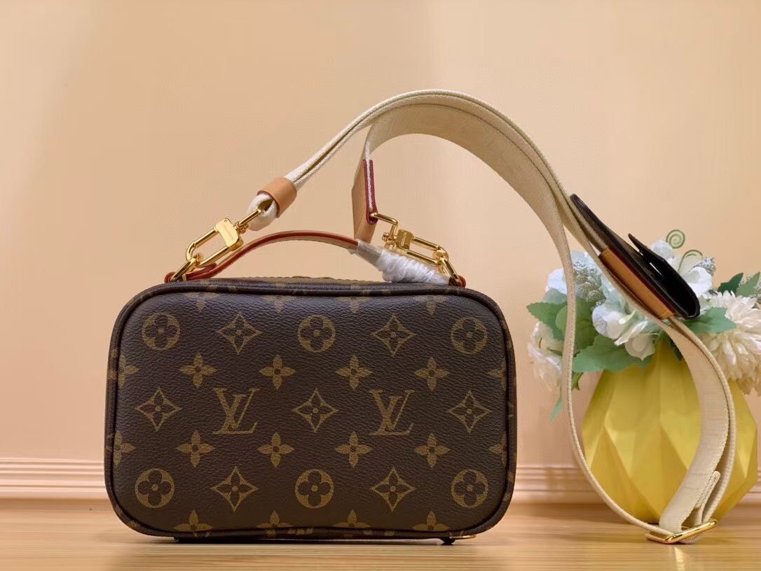 L0vis Vvtt0n UTILITY CROSSBODY M80446