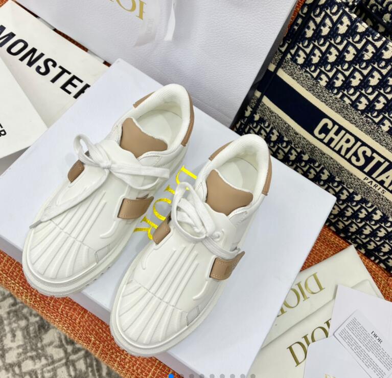 D10r shoes