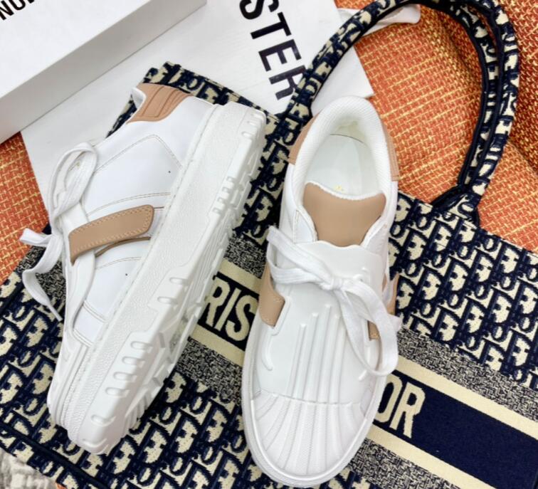 D10r shoes