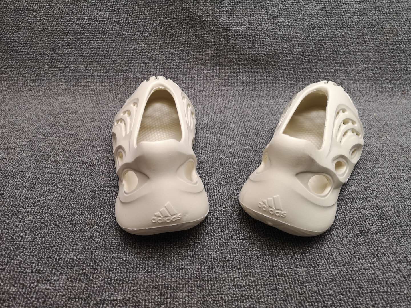 Yezzy Foam Runner