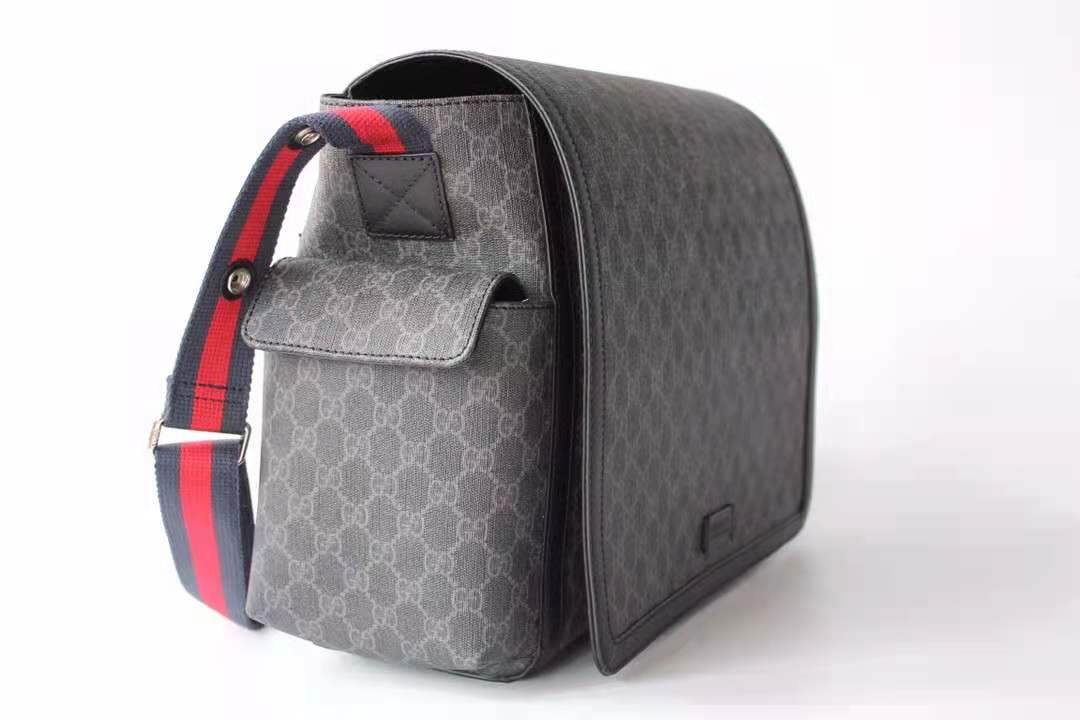 Gvc*1 Svp*me dipper bag
