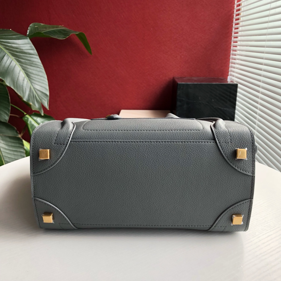 Ce1i*e Micro Luggage 27cm
