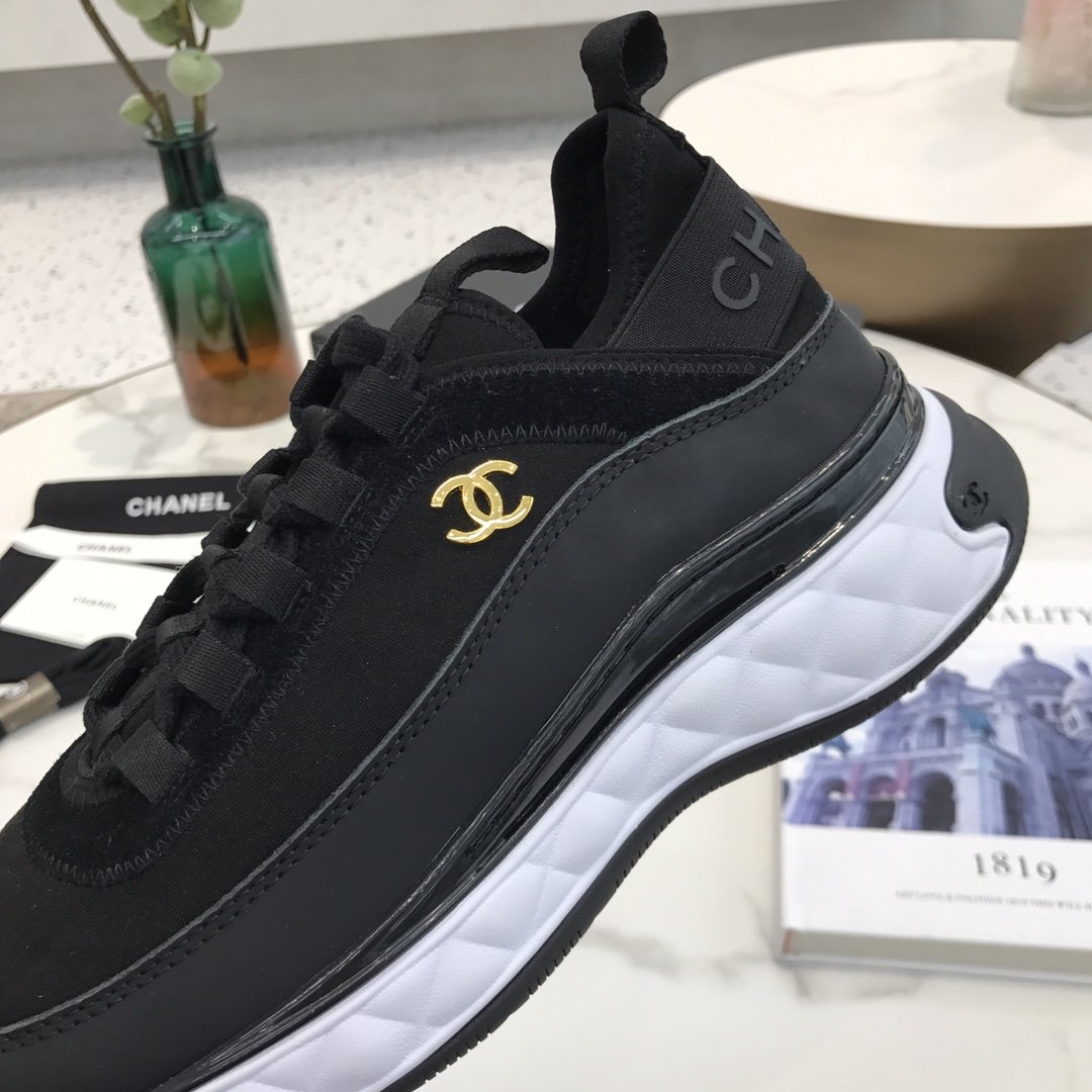 Ch**el Sneaker 001