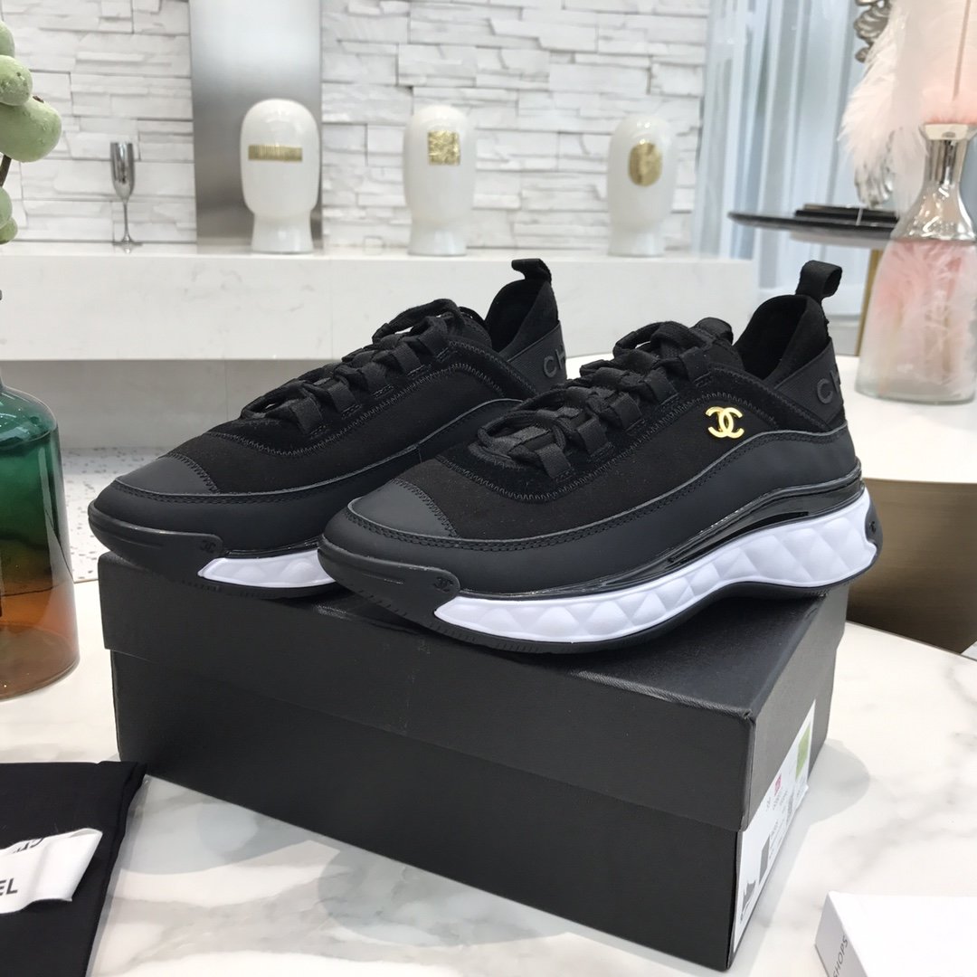 Ch**el Sneaker 001