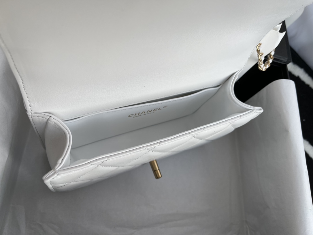 Ch**el Shoulder bag 17cm