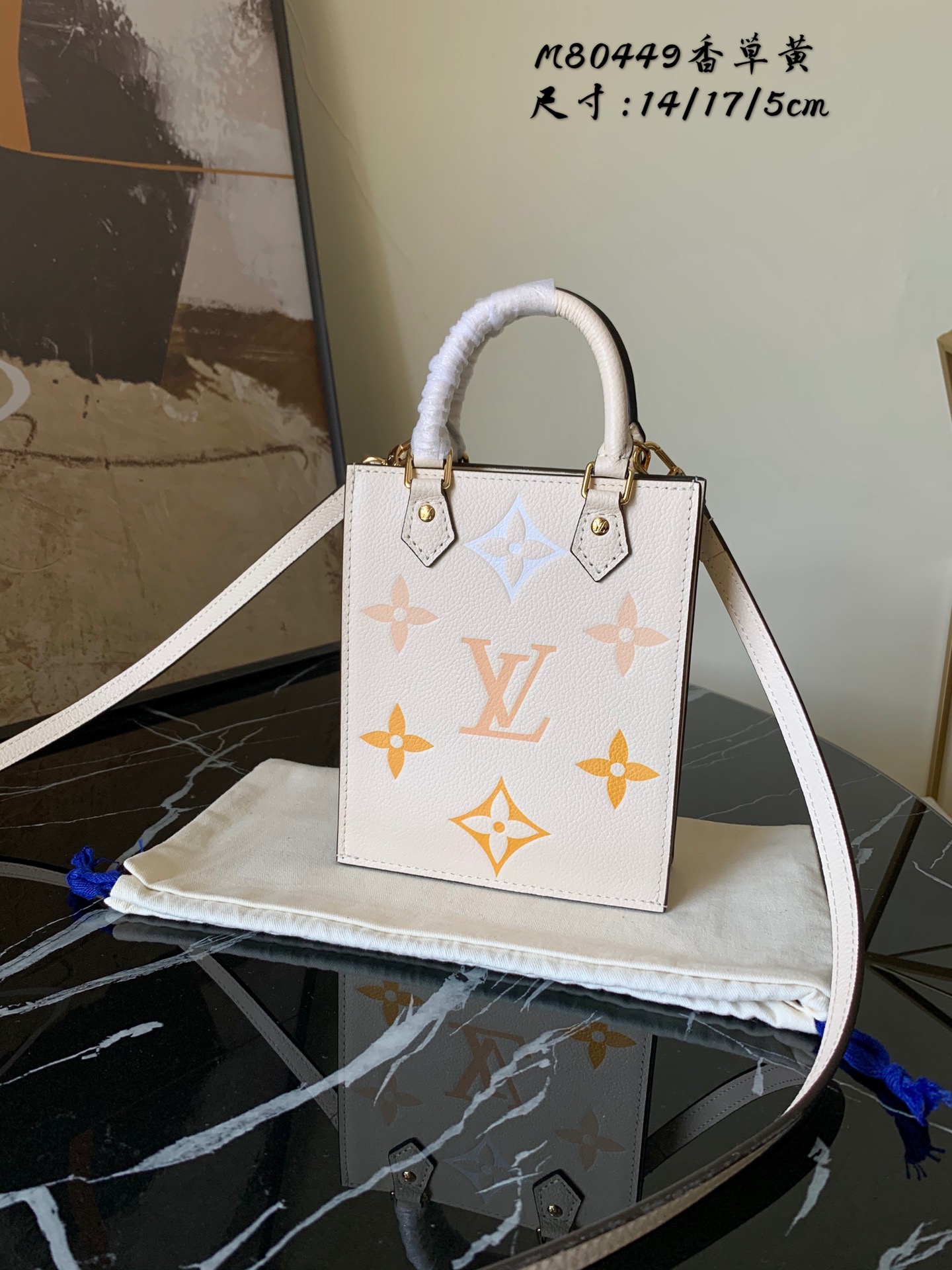 L0vis Vvtt0n Petit Sac Plat bag 002