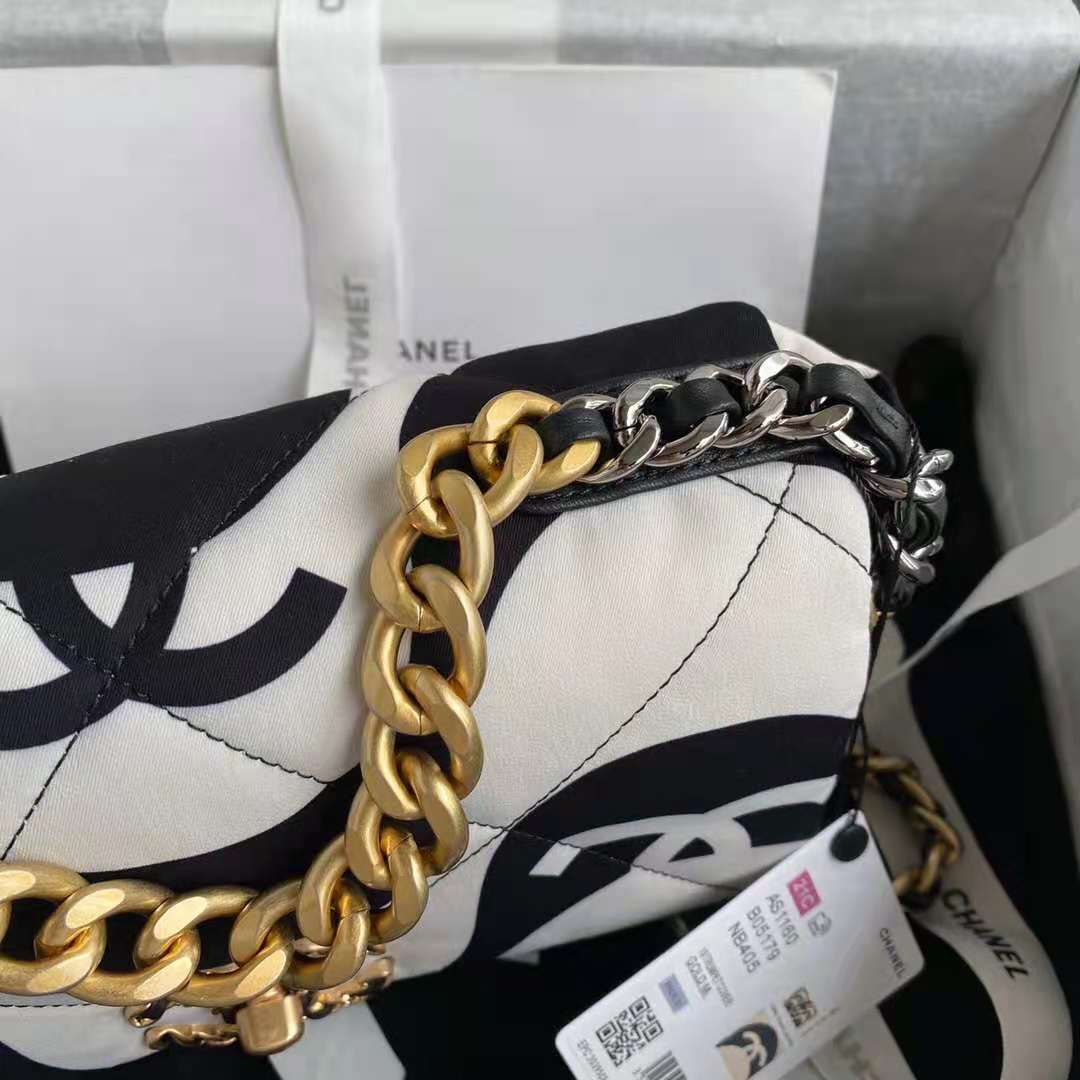 Ch**el 19 Bag 26cm 01