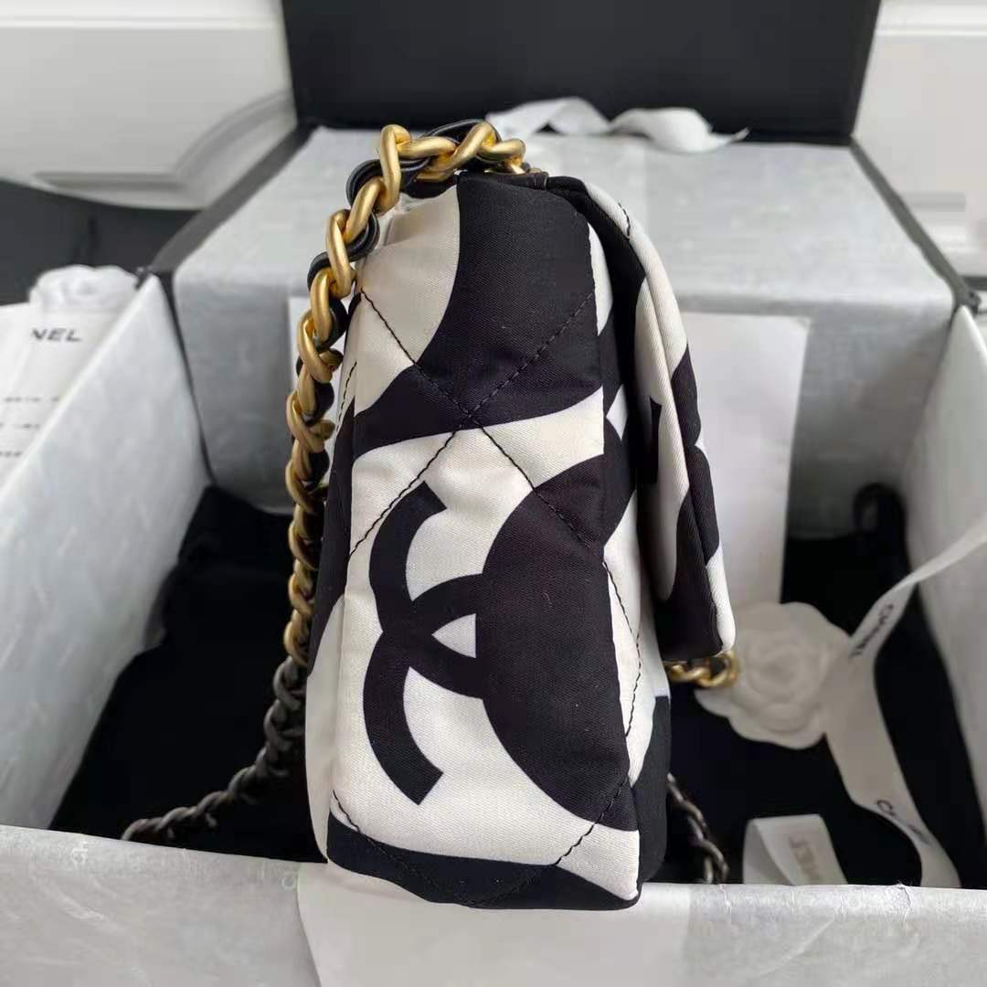 Ch**el 19 Bag 26cm 01