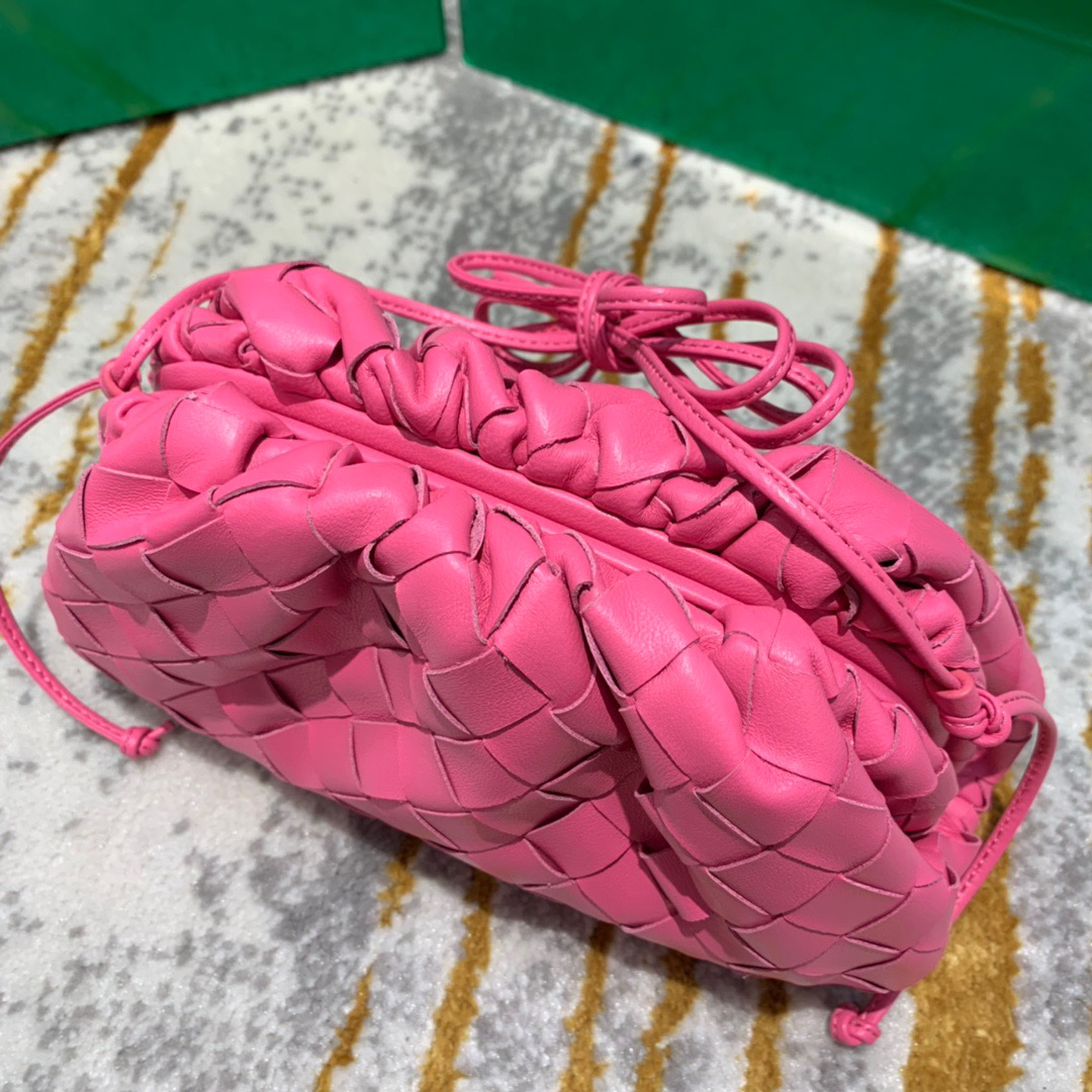 B0tt*ga Ven*ta The Pouch Bag 004