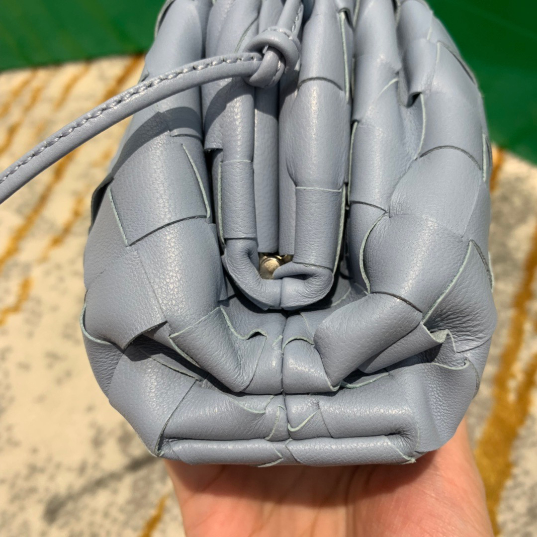 B0tt*ga Ven*ta The Pouch Bag 005