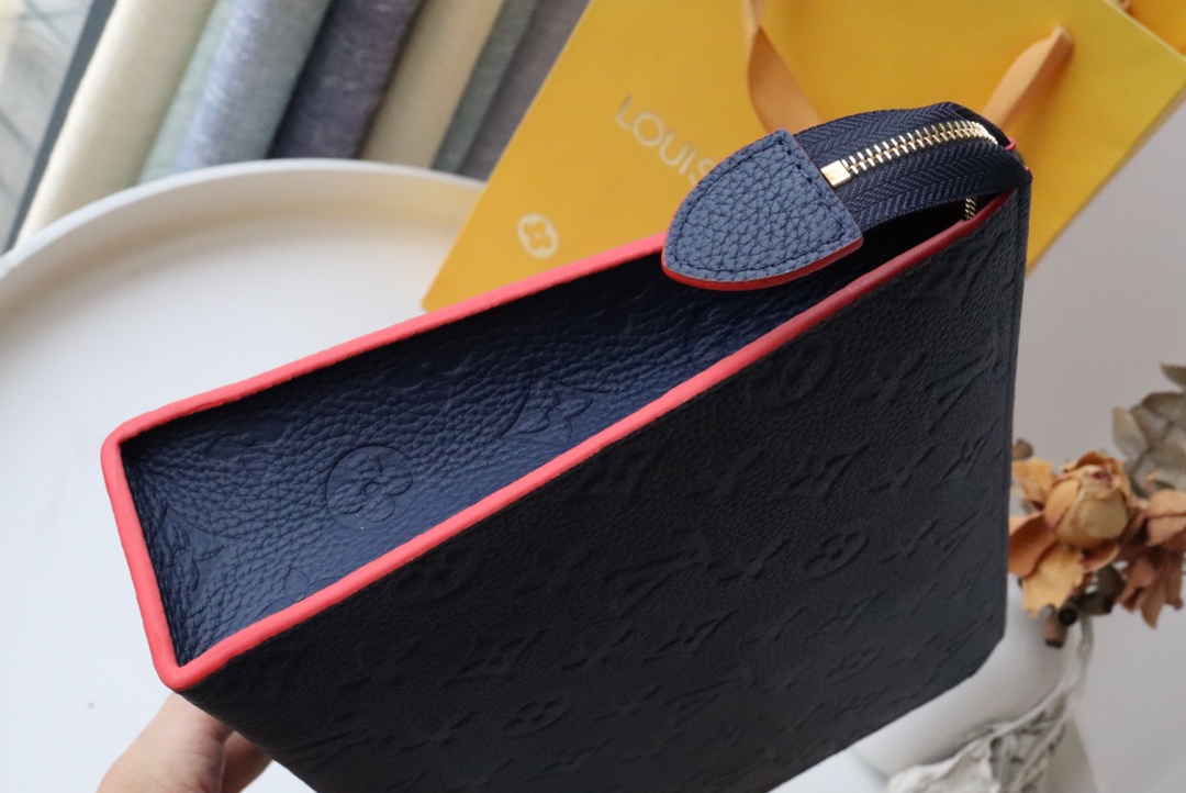 L0vis Vvtt0n Monogram Eclipse Pochette Voyage