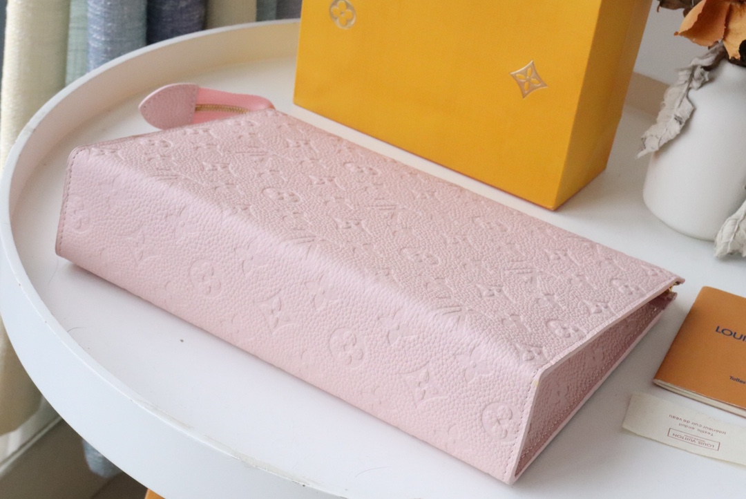 L0vis Vvtt0n Monogram Eclipse Pochette Voyage pink