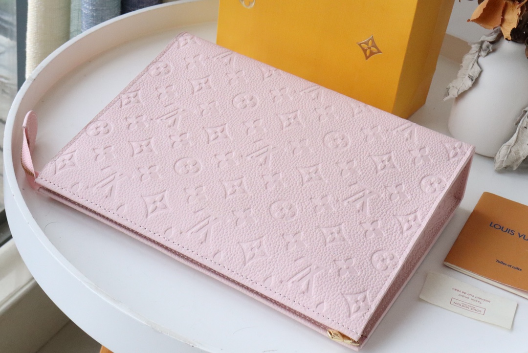 L0vis Vvtt0n Monogram Eclipse Pochette Voyage pink