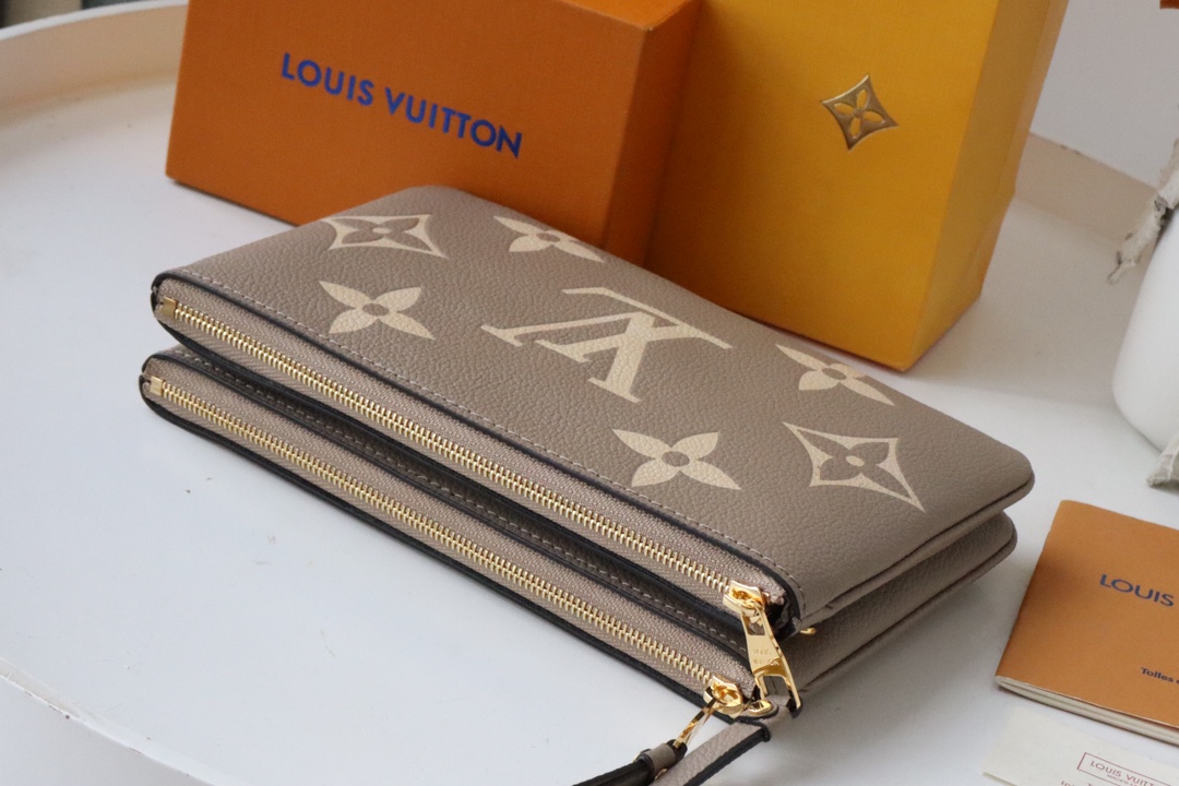 L0vis Vvtt0n Double Zip Pochette Monogram 001
