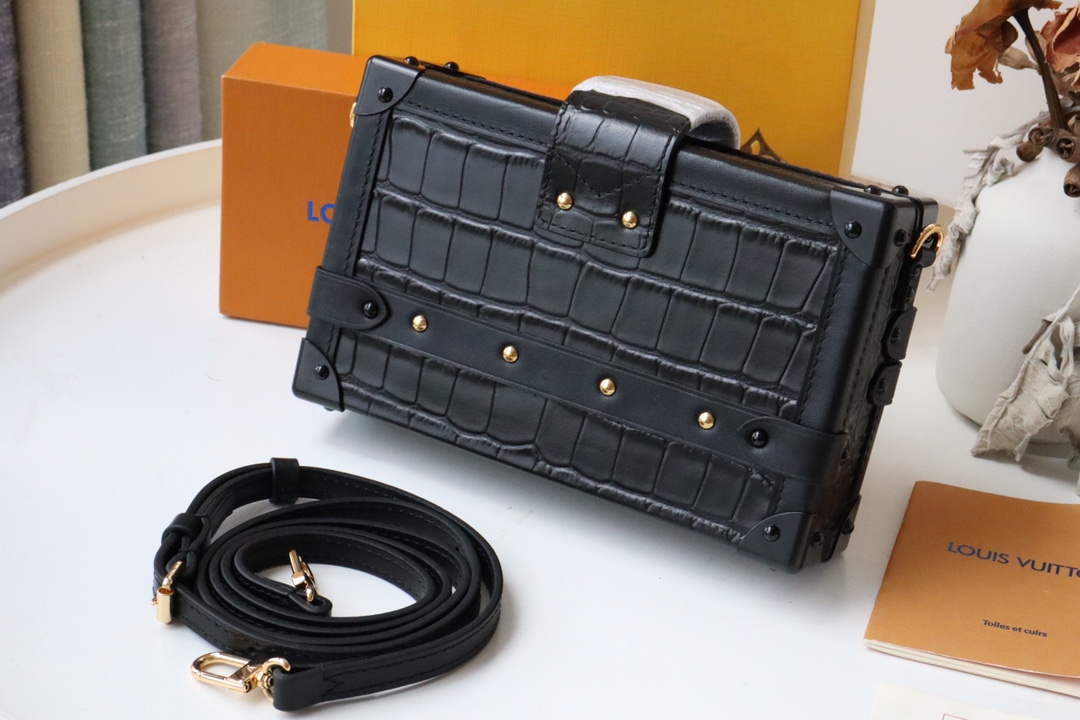 L0vis Vvtt0n Petite Malle Box Shoulder Bag balck