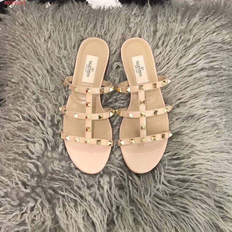 Va1e*ntin0 sandal