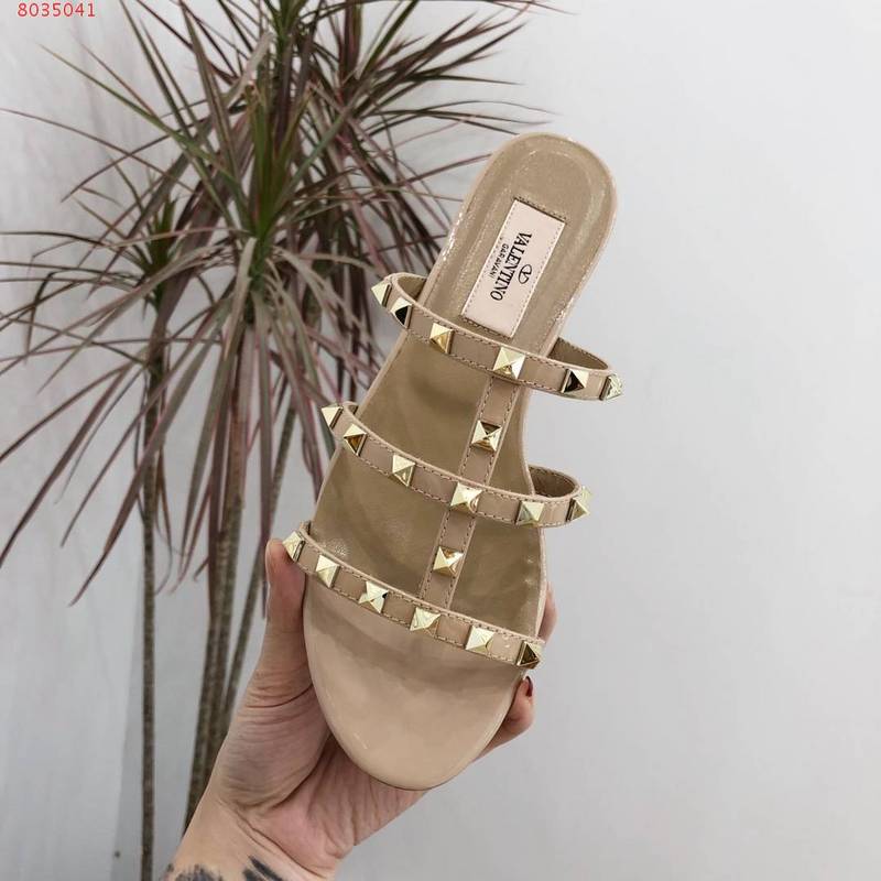 Va1e*ntin0 sandal